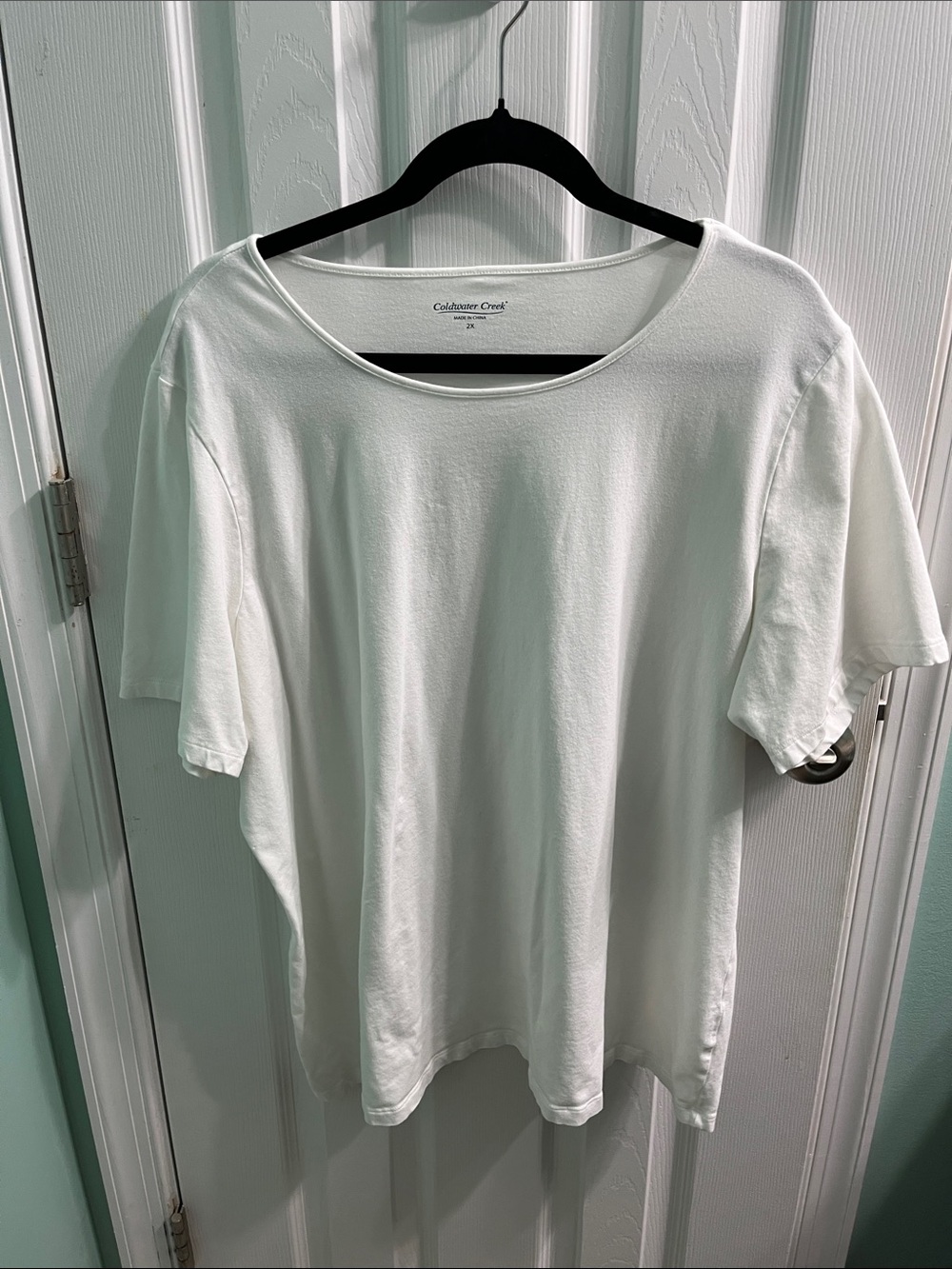 Coldwater Creek White Relaxed Scoop Neck Tee